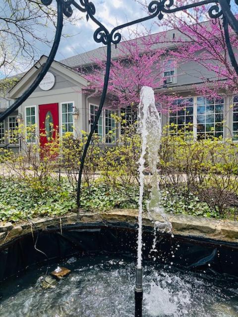 Inn Of Chagrin Chagrin Falls Bagian luar foto